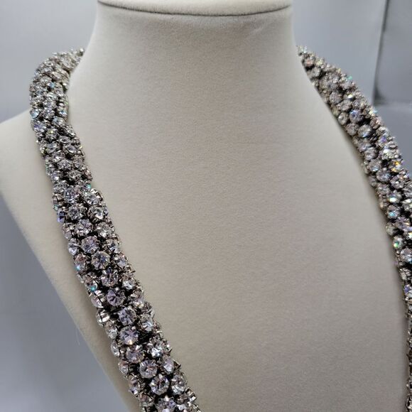 Neiman Marcus rhinestone rope magnetic closure necklace NWT - Picture 5 of 10
